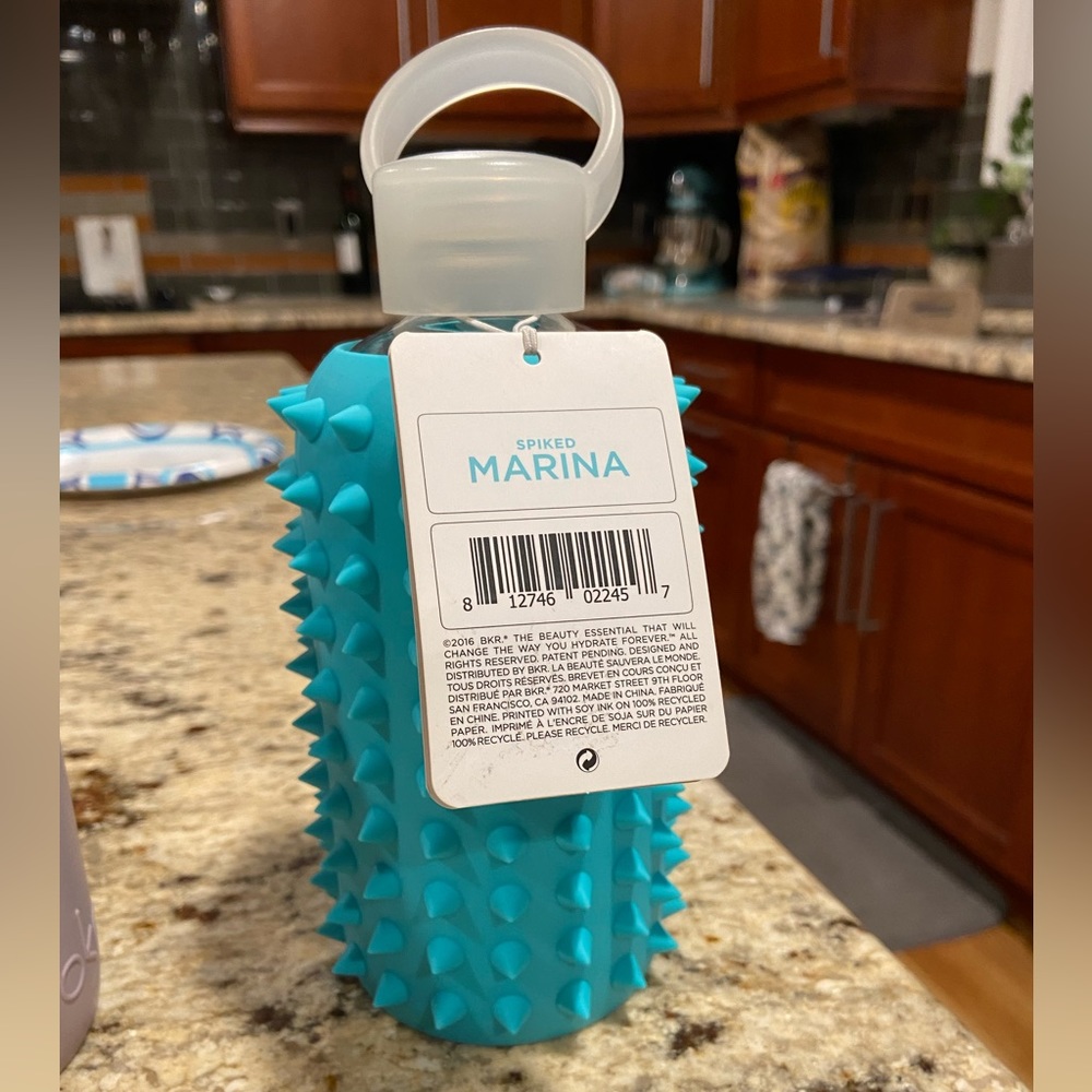NWT Little Bkr in Spiked Marina